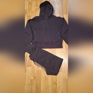 OLD NAVY JOGGER SET NWOT